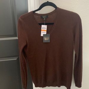 Cashmere pullover sweater. Charter Club